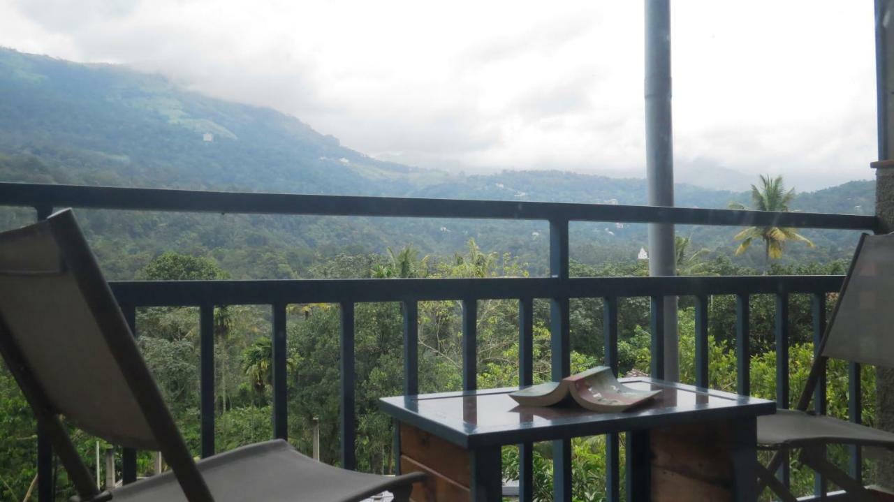 Mistletoe Homestay & Cafe Munnar Exterior foto